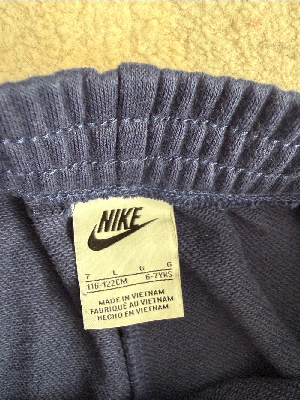 Bundle of Boys Nike Shorts - Picture 5 of 7